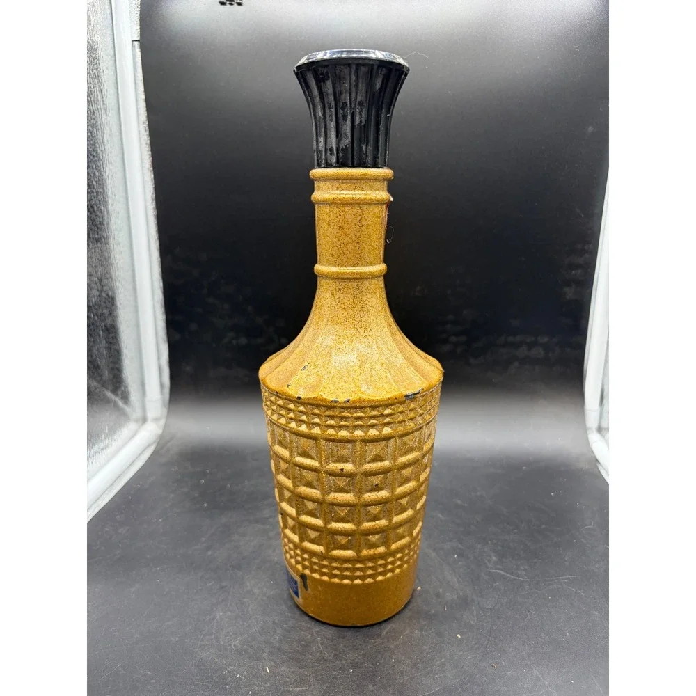Vintage Beam's Choice Bourbon Whiskey Decanter Textured Ceramic Bottle Stopper